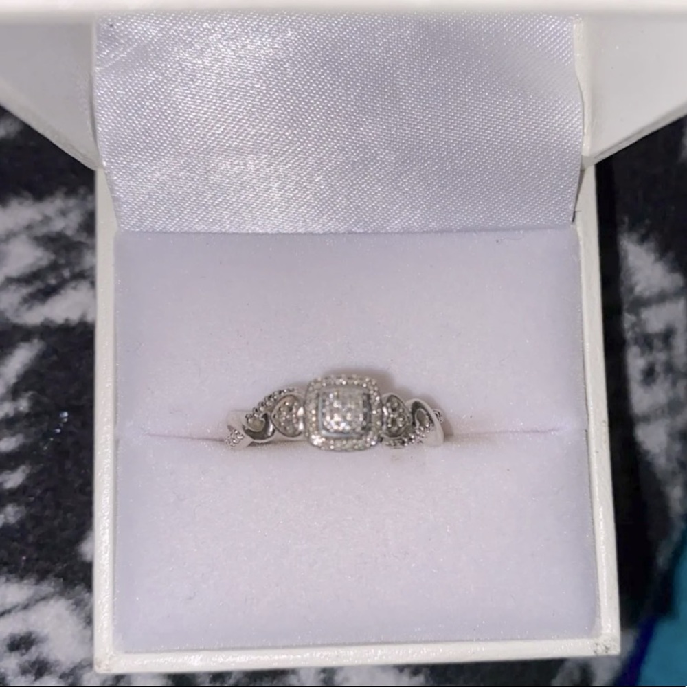 Promise ring